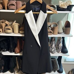 Elegant Black and White Sleeveless Blazer Dress/skort